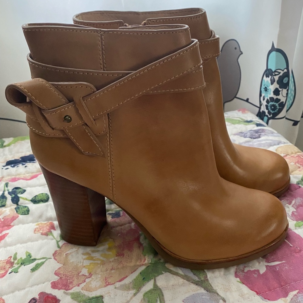 NWT Heeled Ankle Boots